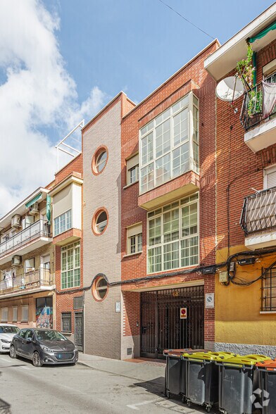 Calle del Ánsar, 70, Madrid, Madrid à vendre - Photo de l’immeuble – Image 2 sur 3