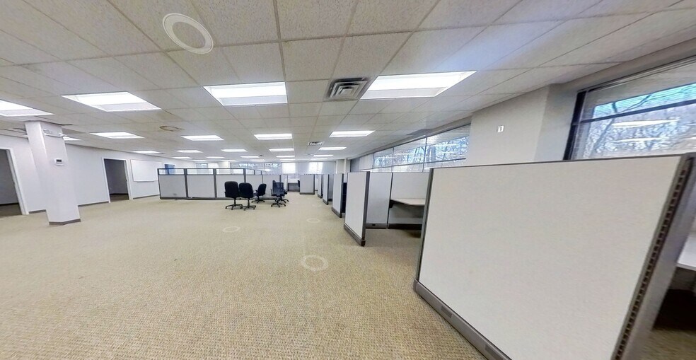 3235 Route 112, Medford, NY à louer - Numérisation 3D Matterport – Image 2 sur 14