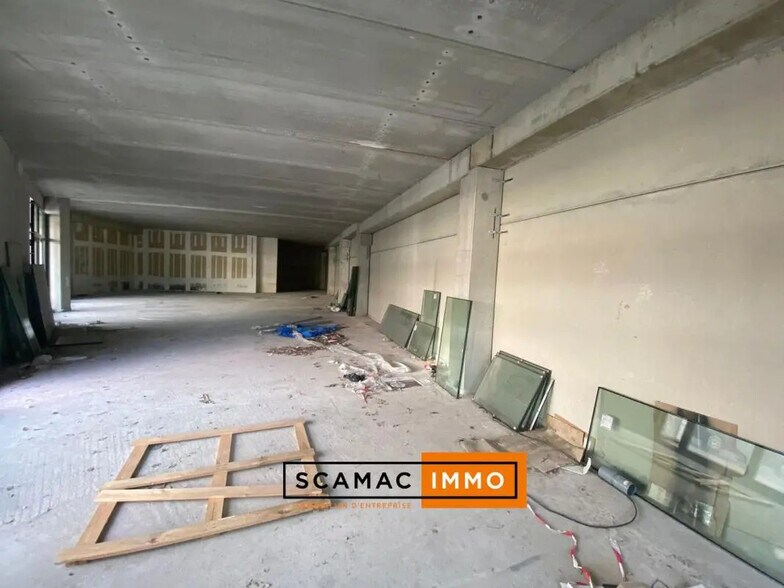 Local commercial dans La Garde à louer - Photo de l’immeuble – Image 3 sur 6