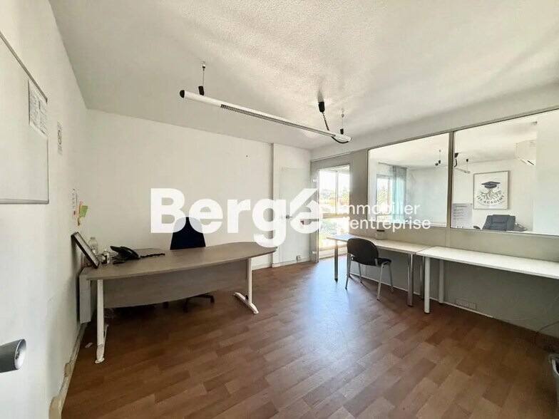 Bureau dans Le Cannet à louer - Photo intérieure – Image 2 sur 4