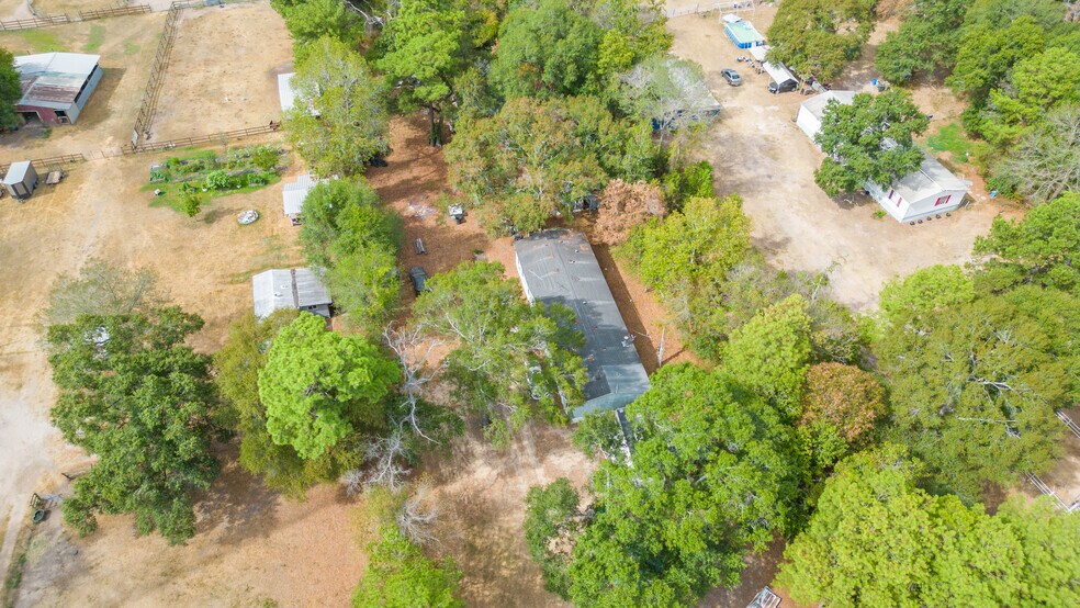 17258 Old Highway 105 E, Conroe, TX à vendre - Photo de l’immeuble – Image 3 sur 6