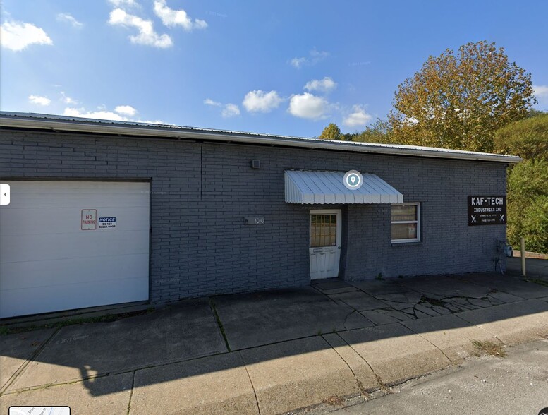 1010 Harrison Ave, Jeannette, PA à vendre - Photo principale – Image 1 sur 1