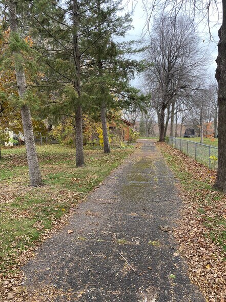 16281 Richardson Ave, Dayton, MN à vendre - Photo de l’immeuble – Image 3 sur 4