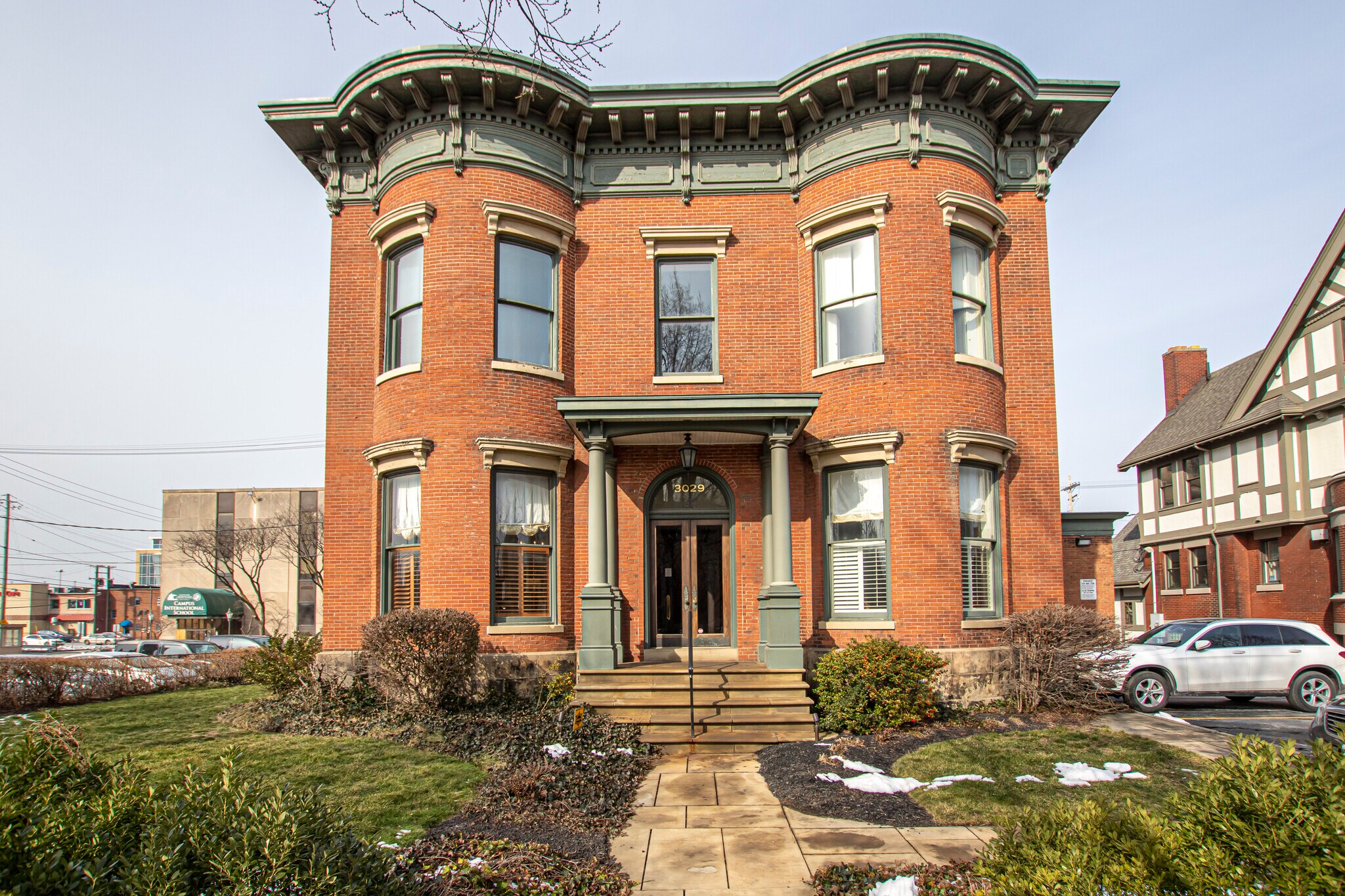3029 Prospect Ave E, Cleveland, OH à louer Photo principale– Image 1 sur 9