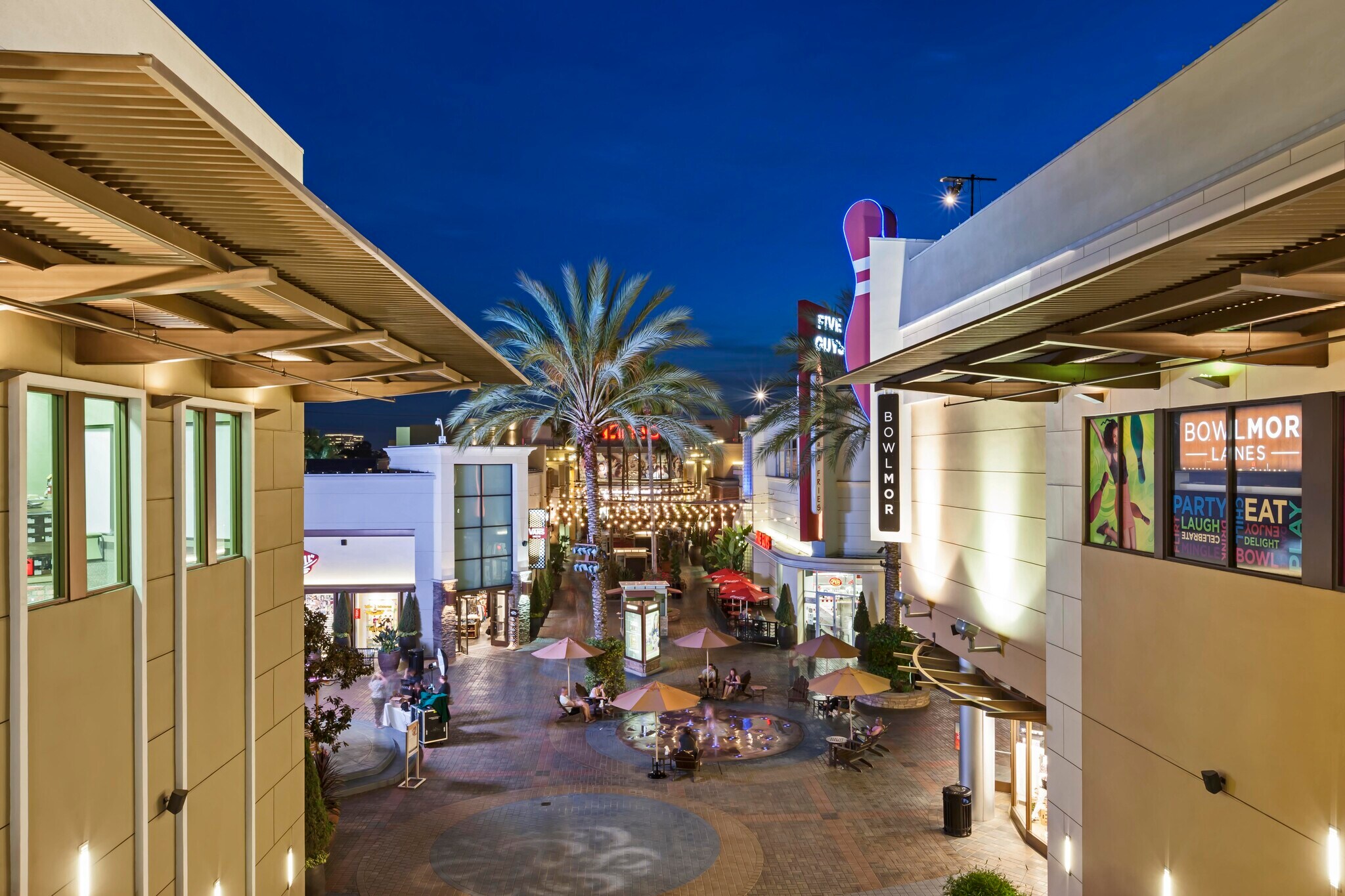 2201-2895 Park Ave, Tustin, CA à louer Photo principale– Image 1 sur 30