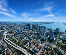 1111 SW 1st Ave, Miami, FL à louer Photo intérieure– Image 2 sur 2