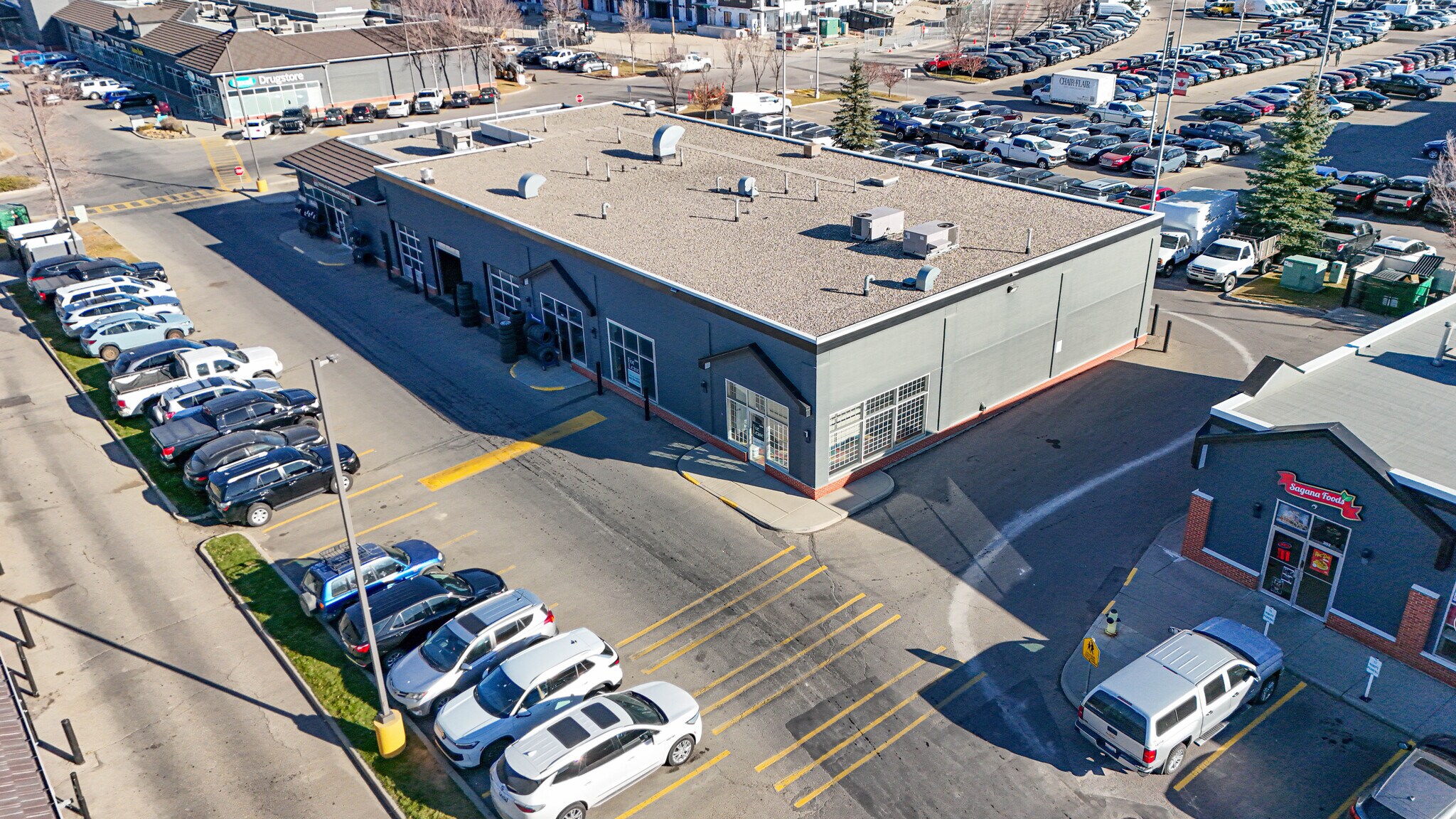 11520 24th St SE, Calgary, AB à louer Photo de l’immeuble– Image 1 sur 7