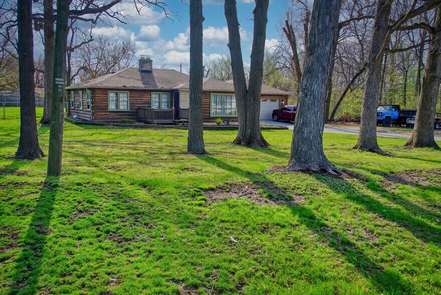 2324 Hillegas Rd, Fort Wayne, IN à vendre - Photo de l’immeuble – Image 3 sur 8