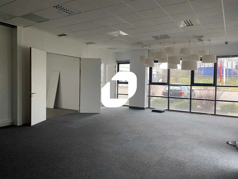 Rue Monseigneur Ancel, Saint-Priest à louer - Photo intérieure – Image 2 sur 7