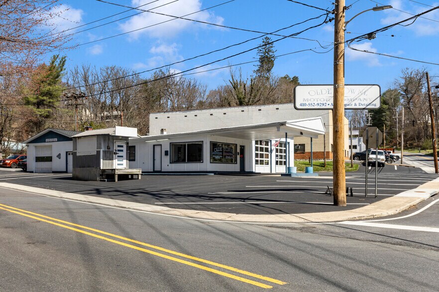 7415 Springfield Ave, Sykesville, MD à vendre - Photo principale – Image 1 sur 22