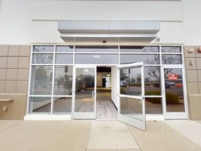 5800 Lonetree Blvd, Rocklin, CA à louer Photo de l’immeuble– Image 1 sur 5