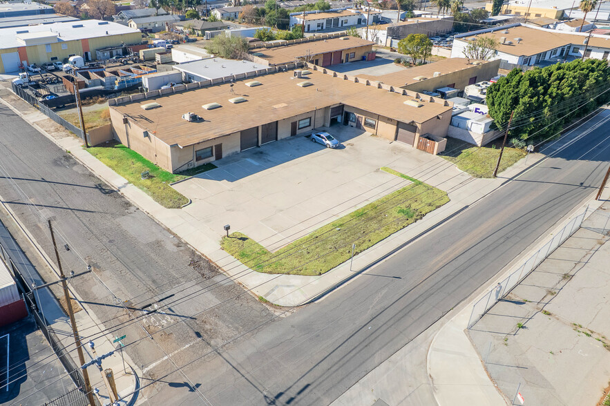 272 S Mountain View Ave, San Bernardino, CA à vendre - Photo de l’immeuble – Image 1 sur 4