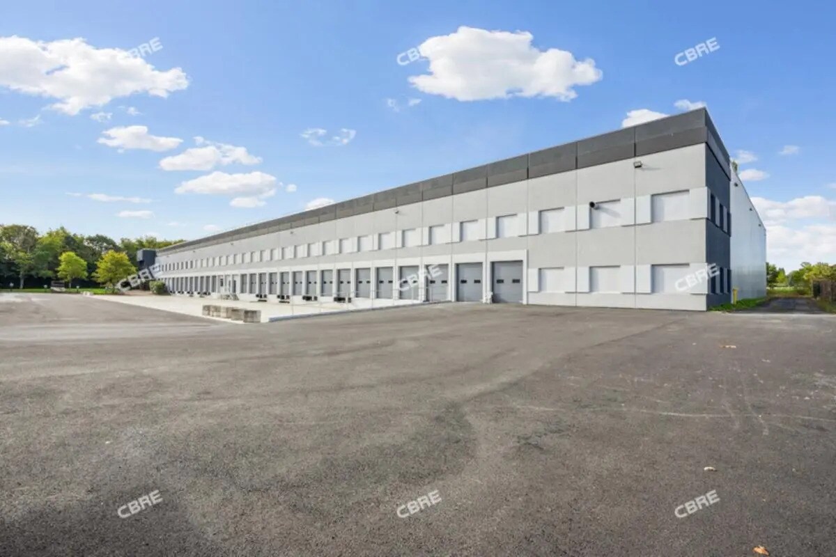 Bureau dans Lisses à louer Photo de l’immeuble– Image 1 sur 15