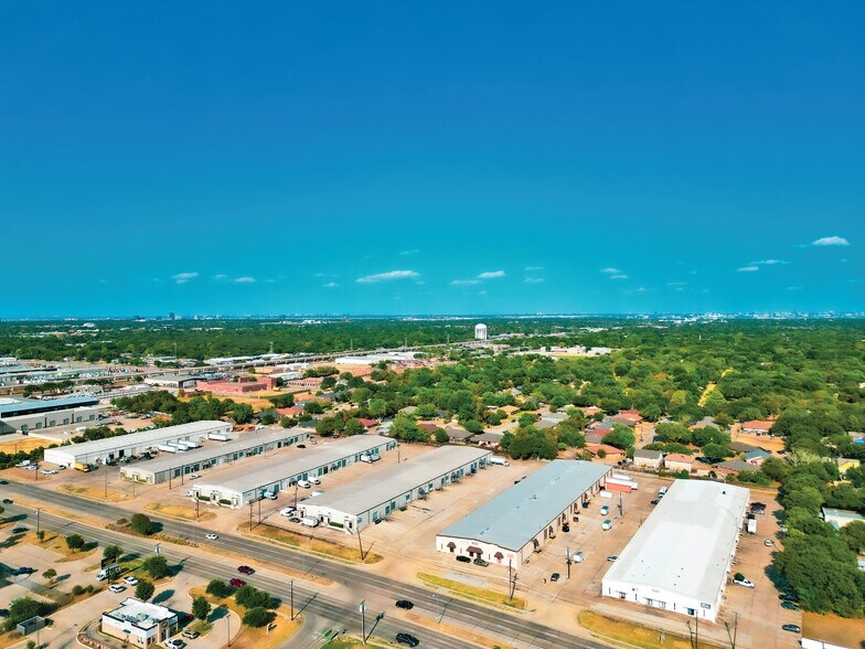 350 S Belt Line Rd, Irving, TX à louer - Photo de l’immeuble – Image 2 sur 3