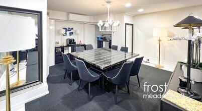 14 Stanhope Mews W, Londres à louer Photo intérieure– Image 1 sur 3