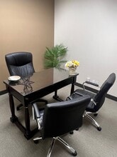 3020 Old Ranch Pky, Seal Beach, CA à louer Photo intérieure– Image 1 sur 12