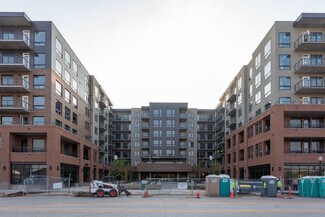 Plus de détails pour 20 Wilcox St, Castle Rock, CO - Logement à vendre