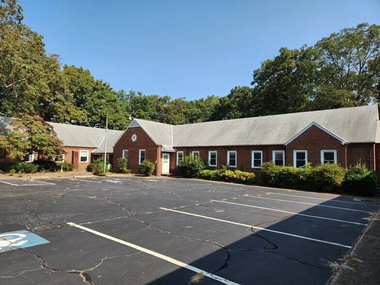 2950 Walmsley Blvd, Richmond, VA à vendre - Photo de l’immeuble – Image 2 sur 9