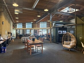 1618-1620 Central Ave NE, Minneapolis, MN à louer Photo intérieure– Image 2 sur 12