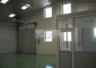 Plus de détails pour Bureau, Industriel/Logistique à louer