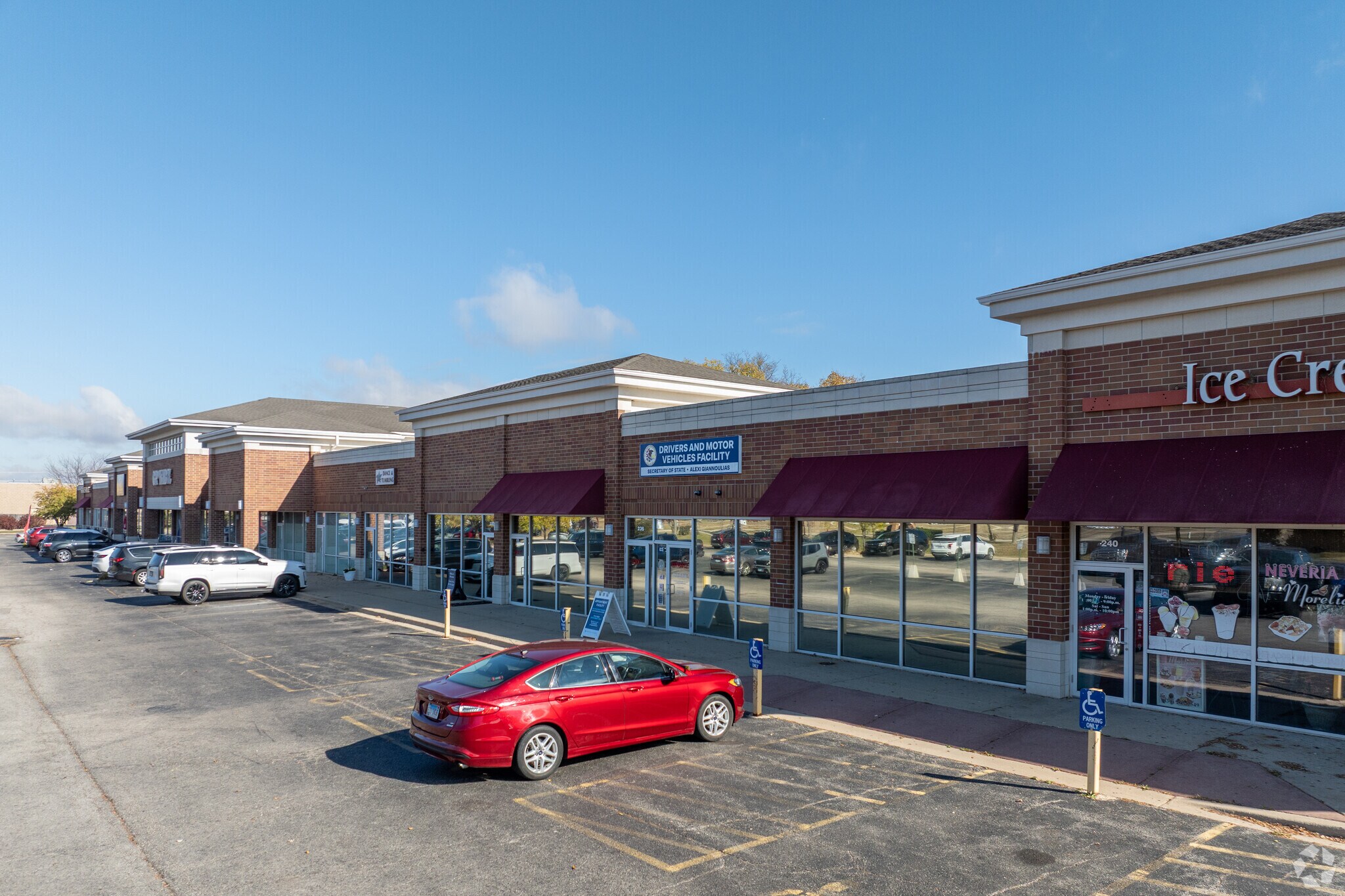 200-242 Mitchell Dr, Plano, IL à vendre Photo principale– Image 1 sur 1