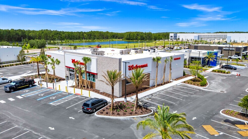 2459 Sunlake Blvd, Lutz, FL à vendre - Photo principale – Image 1 sur 8