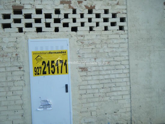 Local commercial dans Cáceres, Cáceres à louer - Photo de l’immeuble – Image 1 sur 9