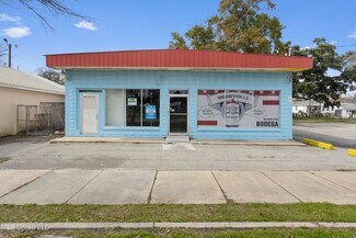 Plus de détails pour 319 Caillavet St, Biloxi, MS - Local commercial à vendre