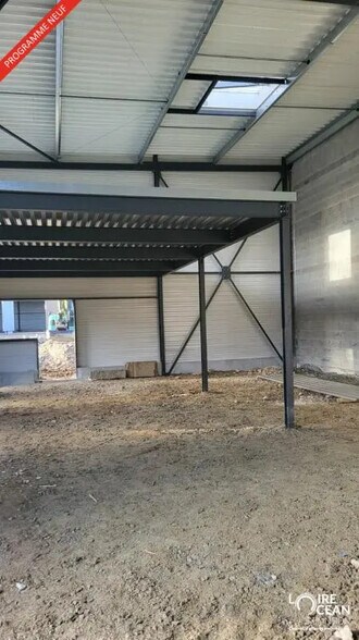 Local d'activités dans Pornic à vendre - Photo de l’immeuble – Image 2 sur 11