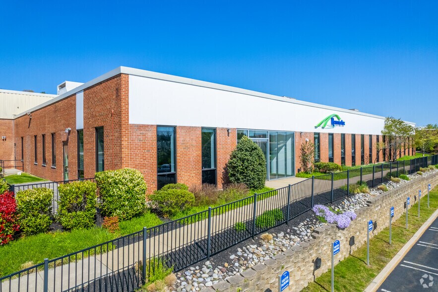 640-660 Allendale Rd, King Of Prussia, PA à louer - Photo de l’immeuble – Image 3 sur 22