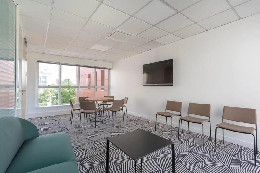 5 Boulevard Edgar - Quinet, Colombes à louer - Photo de l’immeuble – Image 3 sur 12