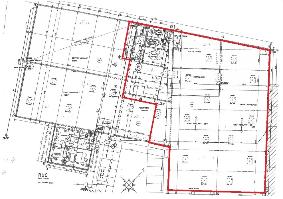 Local d’activités dans Jouy-le-Moutier à louer Photo principale– Image 1 sur 2