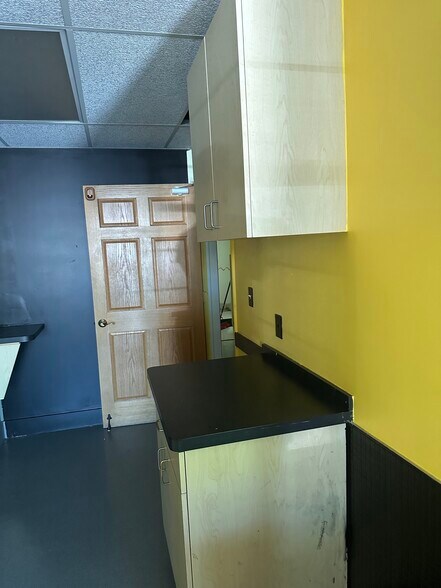 3612 Lee Rd, Shaker Heights, OH à louer - Photo de l’immeuble – Image 3 sur 9