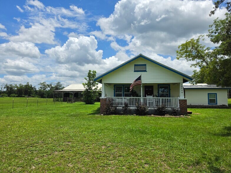 10050 Harvest Ln, Glen St Mary, FL à vendre - Photo de l’immeuble – Image 2 sur 18