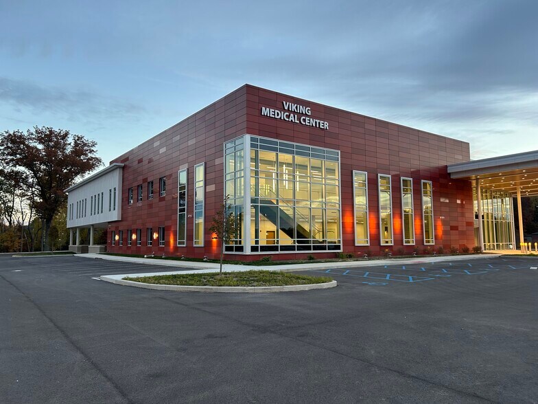 1425 E Glendale Blvd., Valparaiso, IN à louer - Photo de l’immeuble – Image 3 sur 26