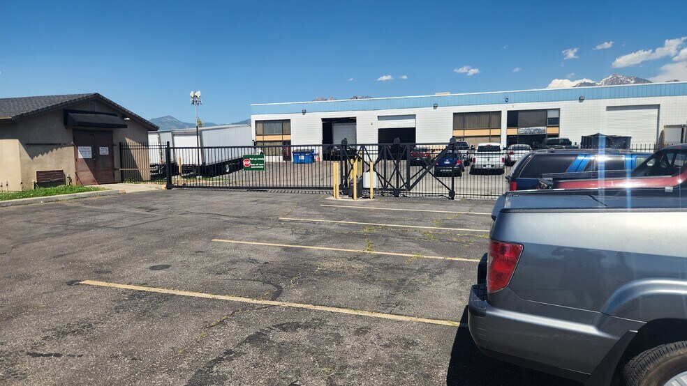 380 W 7200 S, Midvale, UT à louer - Photo de l’immeuble – Image 2 sur 18