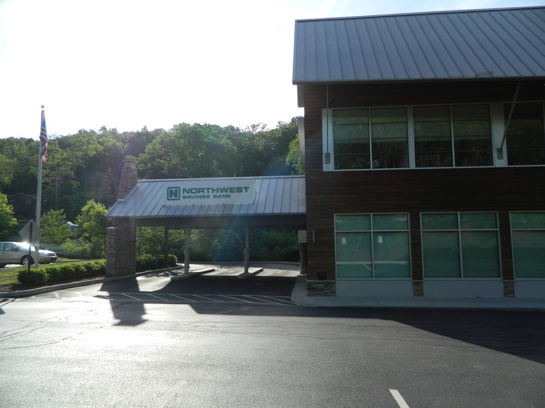 2600 Old Washington Rd, Pittsburgh, PA à louer - Photo de l’immeuble – Image 3 sur 9