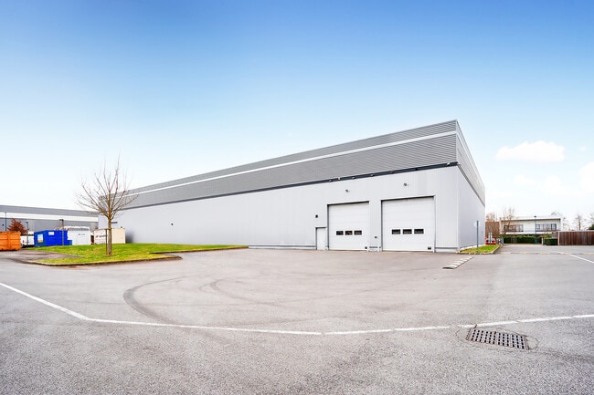 Plus de détails pour Bureau, Industriel/Logistique à louer