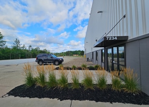 7800 Tyler Blvd, Mentor, OH à louer Photo intérieure– Image 1 sur 4