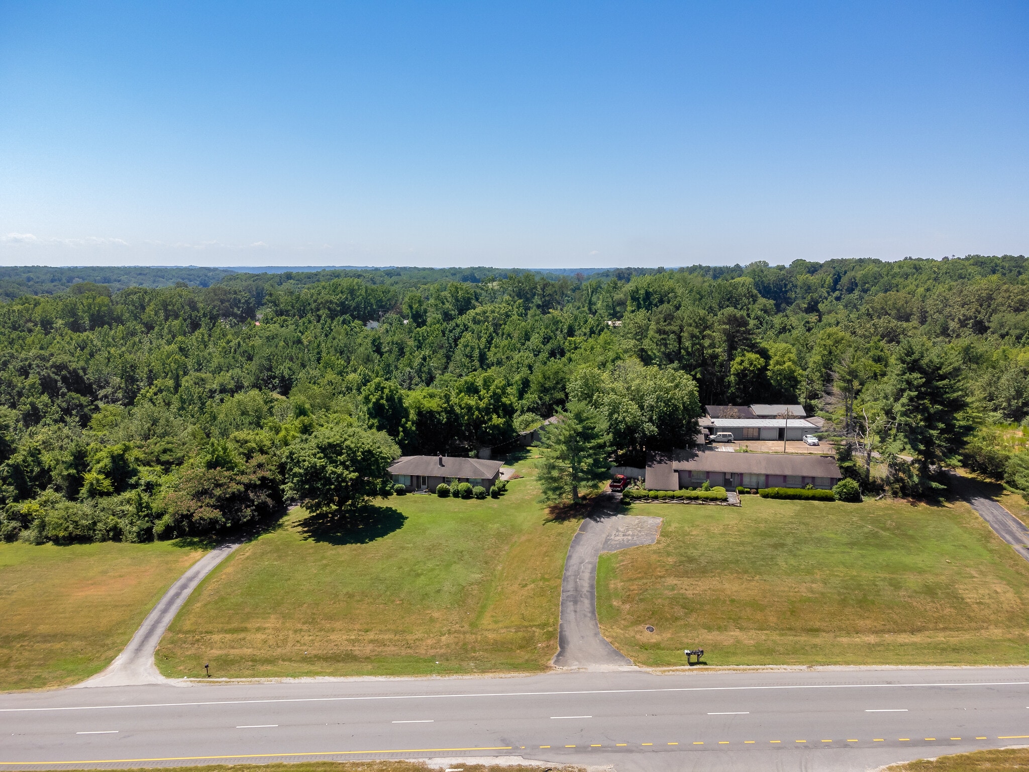 2154 Highway 72, Killen, AL à vendre Photo de l’immeuble– Image 1 sur 19