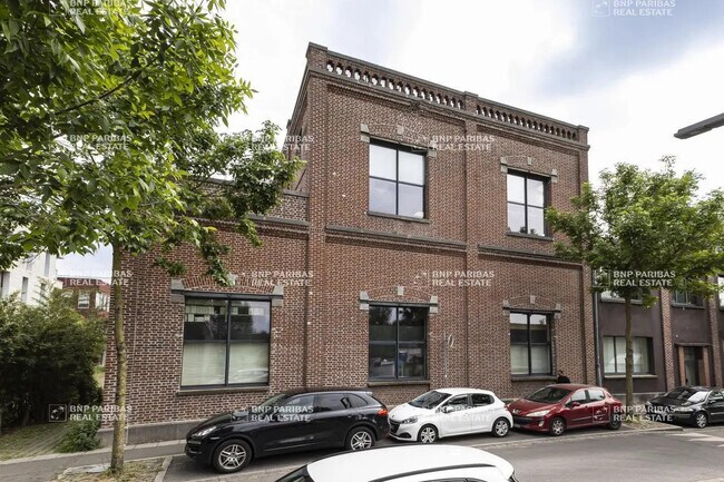 Plus de détails pour 35 Rue Winston Churchill, Lille - Bureau à vendre