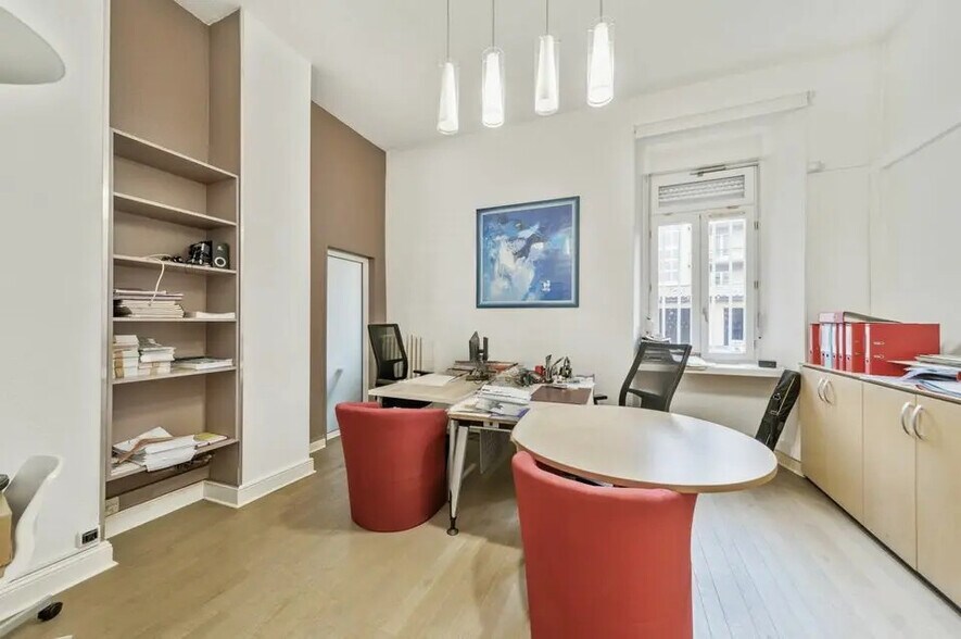 Bureau dans Paris à louer - Photo de l’immeuble – Image 3 sur 7
