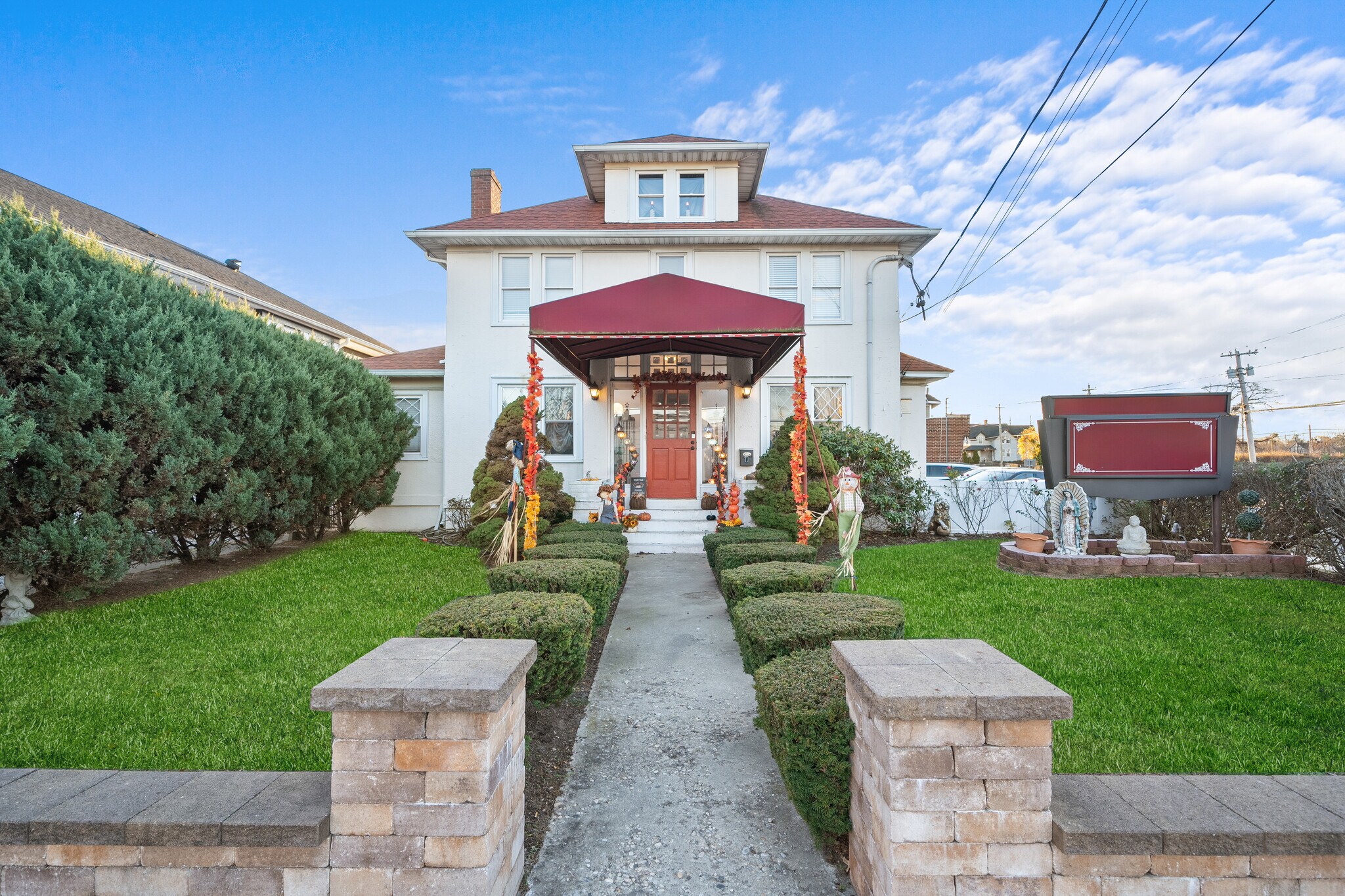 70 Park Ave, Bay Shore, NY à vendre Photo principale– Image 1 sur 39