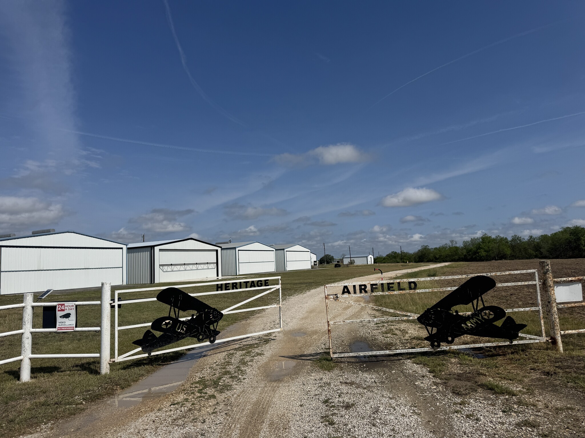 463 Texas Heritage Dr, La Vernia, TX à vendre Photo principale– Image 1 sur 15