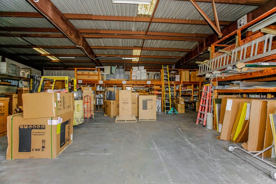 7110 Overland Rd, Orlando, FL à louer - Photo de l’immeuble – Image 2 sur 23