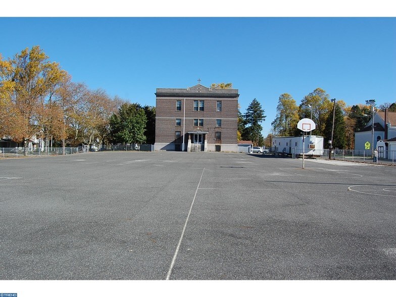 526 Chicago Ave, Egg Harbor City, NJ à vendre - Photo de l’immeuble – Image 2 sur 19