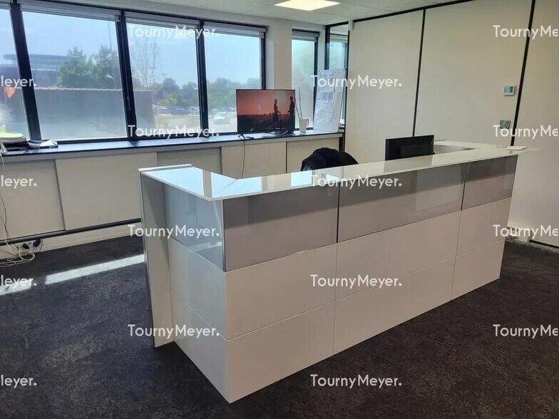 Bureau dans Vern-sur-Seiche à louer - Photo de l’immeuble – Image 3 sur 9