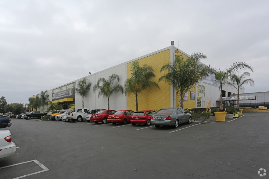 6259 Descanso Ave, Buena Park, CA à vendre - Photo de l’immeuble – Image 3 sur 5
