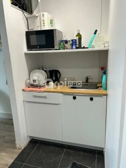 Bureau dans Reims à louer - Photo de l’immeuble – Image 2 sur 12