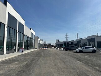 Plus de détails pour 3101 Kennedy Rd, Toronto, ON - Local commercial à vendre
